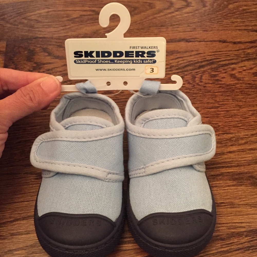 Baby/Walker Boys Skidders Shoes Size 3